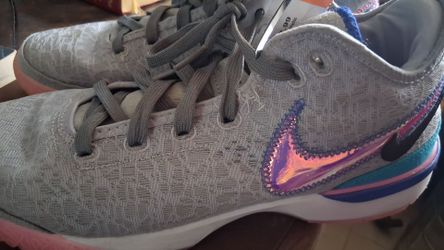 NIKE SNEAKERS