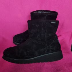 SKECHERS WOMEN'S BOOTS SIZE 7.5