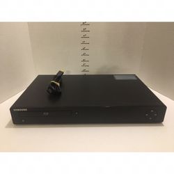 Samsung Blu-ray DVD CD Player Model BD-P1500/XAA