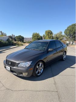 2005 Lexus IS 300