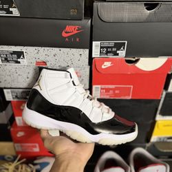 Jordan DMP Gratitude 11s size 9 VNDS