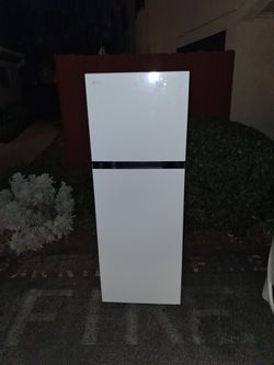 LG top freezer refrigerator