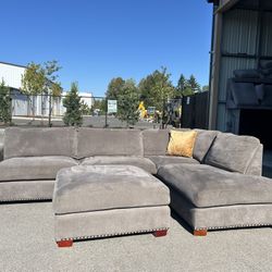Sectional Couch 