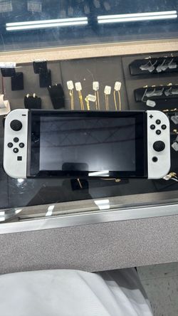 Black and White Nintendo Switch