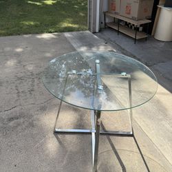 Glass Kitchen Table With Optional Chairs 