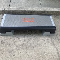 REEBOK AEROBIC EXERCISE STEP PLATFORM