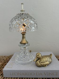 Vintage BOUDOIR STYLE HEAVY CRYSTAL Parlor LAMP 1940’S Lamp Small Art Deco Table Bedside Table Accent Antique Collectible 