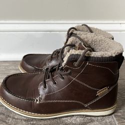 Big Boys Winter Boots Size 6M