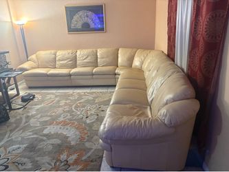 Huge couch for sale super discount