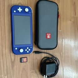 Nintendo Switch Lite Bundle – Pokémon Scarlet + Case + Charger – Excellent Condition