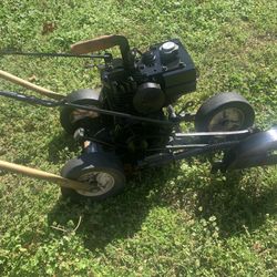 Craftsman Gas Edger. Been In Storage For 2 Years, Will Need A Tuneup 
