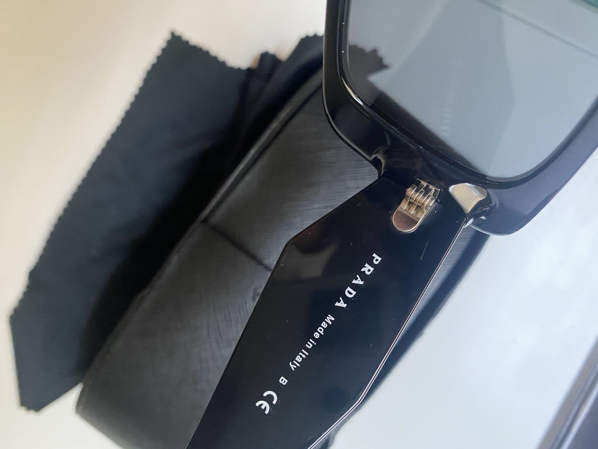 PRADA sunglasses PR08YS 51