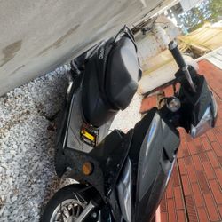 Clean Title,45 Mph,works But Starter Needs To Be Connected,150cc
