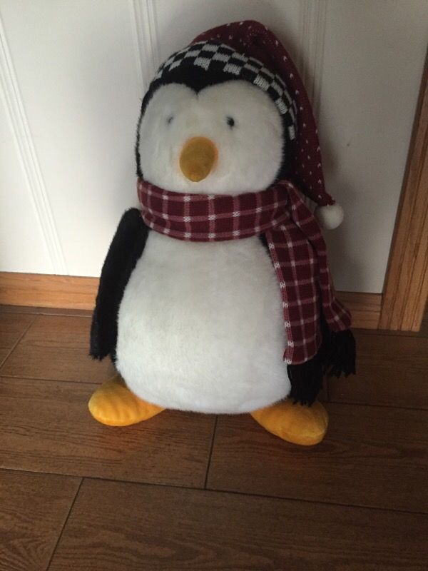 Vintage 18" Hugsy Penguin Plush Friends Mervyns Debbie Mumm/Mummford