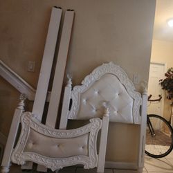 Beautiful Twin Diamond Tufted Bed