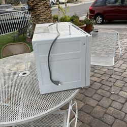 Microwave Good Conditions 