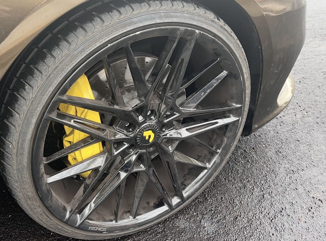 22’ FORGIATO great condition New Tires  $3500