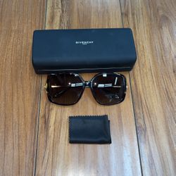 Givenchy Sunglasses, GV 7019F/S, With Case And Cleaning Cloth 