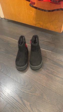Girls boots