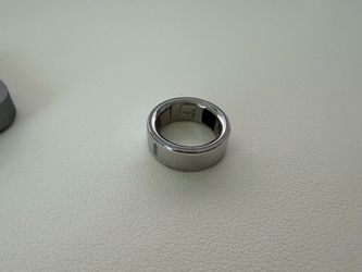 Oura Ring 4 - Silver