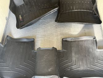 Weather Tech Universal good condition