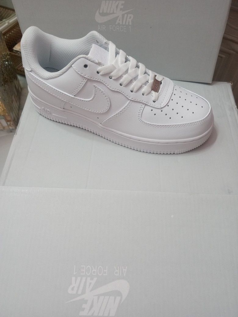 Nike Air Force 1 Size 6-13