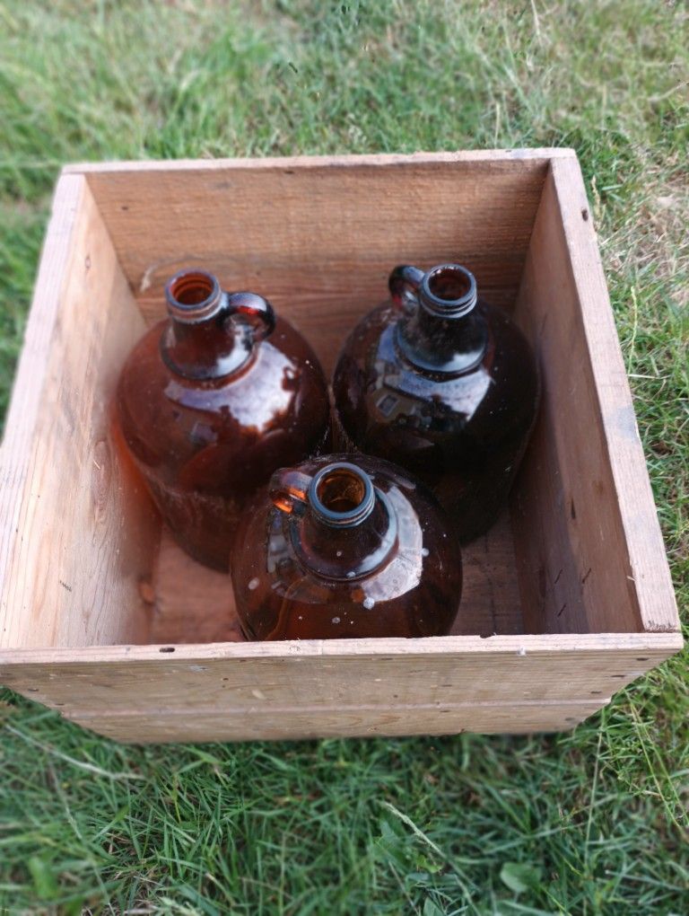 Lot Of 4 Vintage Antique One Gallon Amber Brown Glass Handled Jug Jar