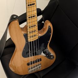 Squire by Fender Vintage Modified Series (5 String)