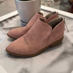 Pink Women’s Shoes 