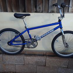 Mid School Mongoose Bicycle 