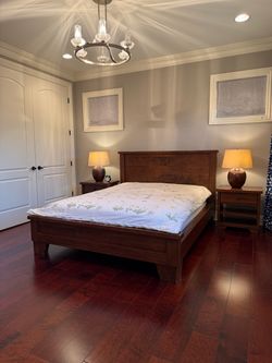 Solid wooden queen size bed set with 2 solid wood nightstands . Including 2 nights