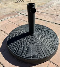 DC America UBP18181-BR 18-Inch Cast Stone Umbrella Base, Made from Rust Free Composite Materials, Bronze Powder Coated Finish