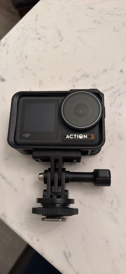 DJI Osmo Action 3 Camera w/ rechargeable batteries