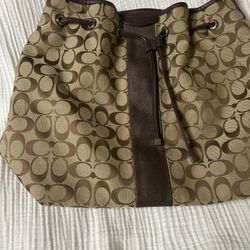 Coach Shoulder Bag 