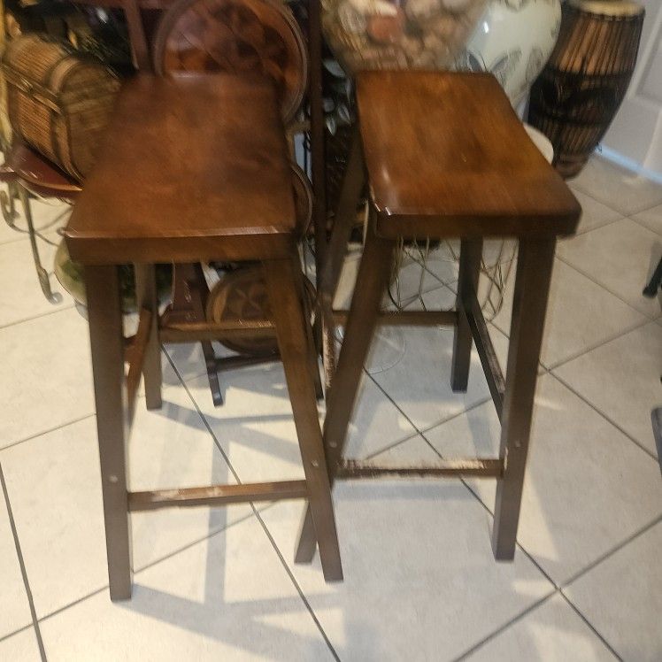 2 WOODEN BAR STOOLS NEEDS WORK