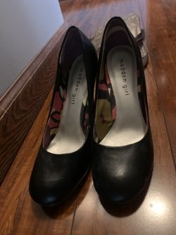 Women shoes size 8. $5
