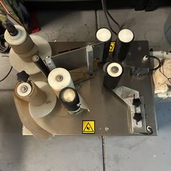 Semi automatic labeler