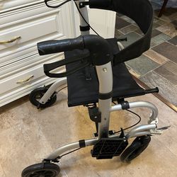 Combo Walker Rollator & Wheelchair 