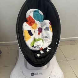 4 Moms Rocker