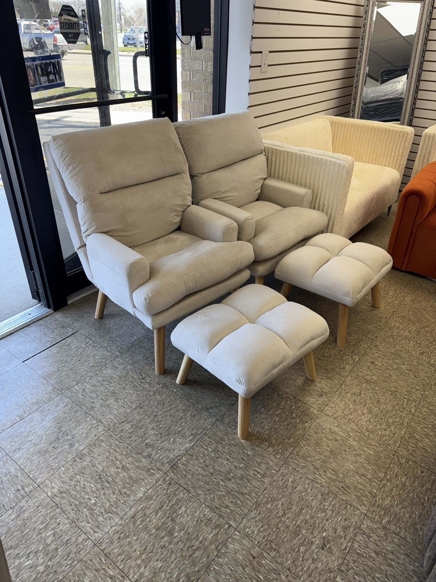 2 Chairs With 2 Ottoman Brand New $299 Only