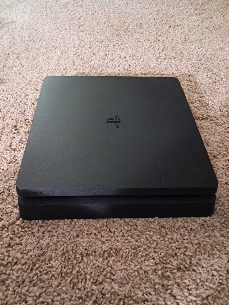 Ps4 1TB Console With Accessories And Games.