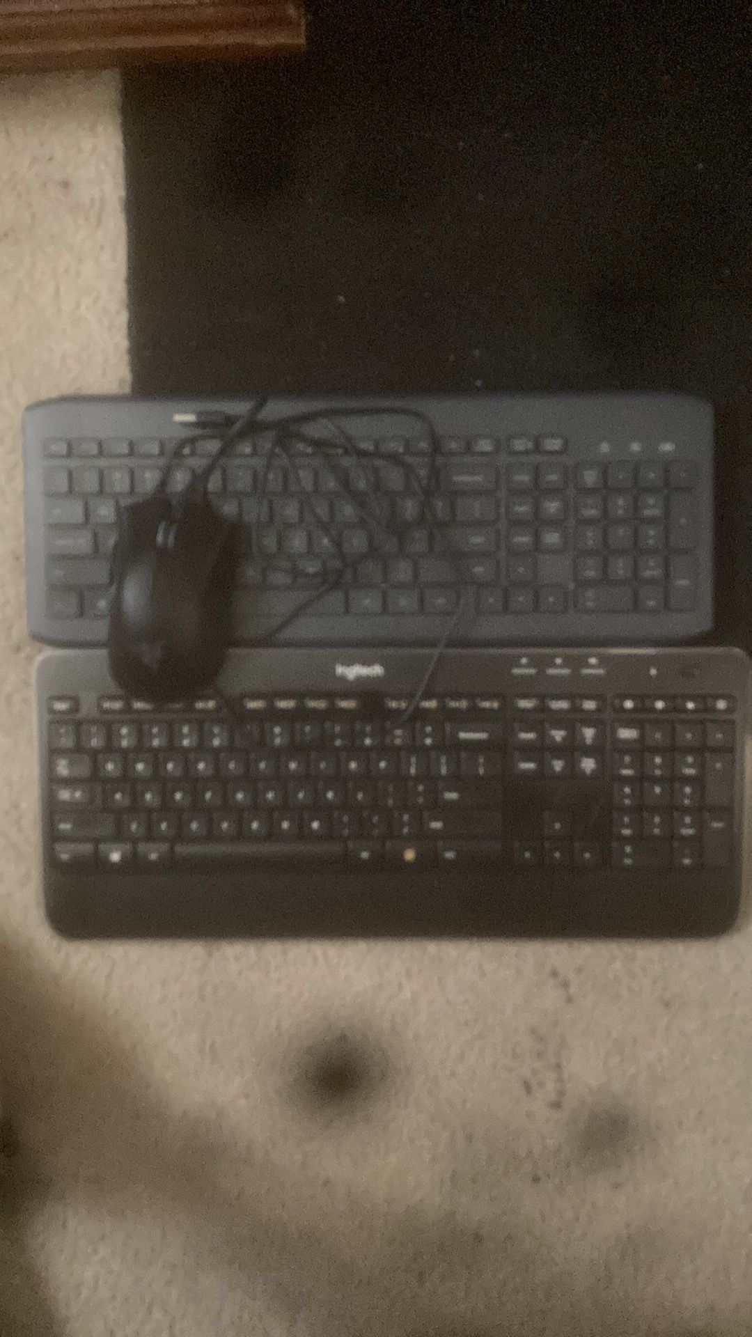 2 Keyboards And 2 Mouses 1 Razor Gaming Mouse 