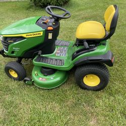 John Deere 240