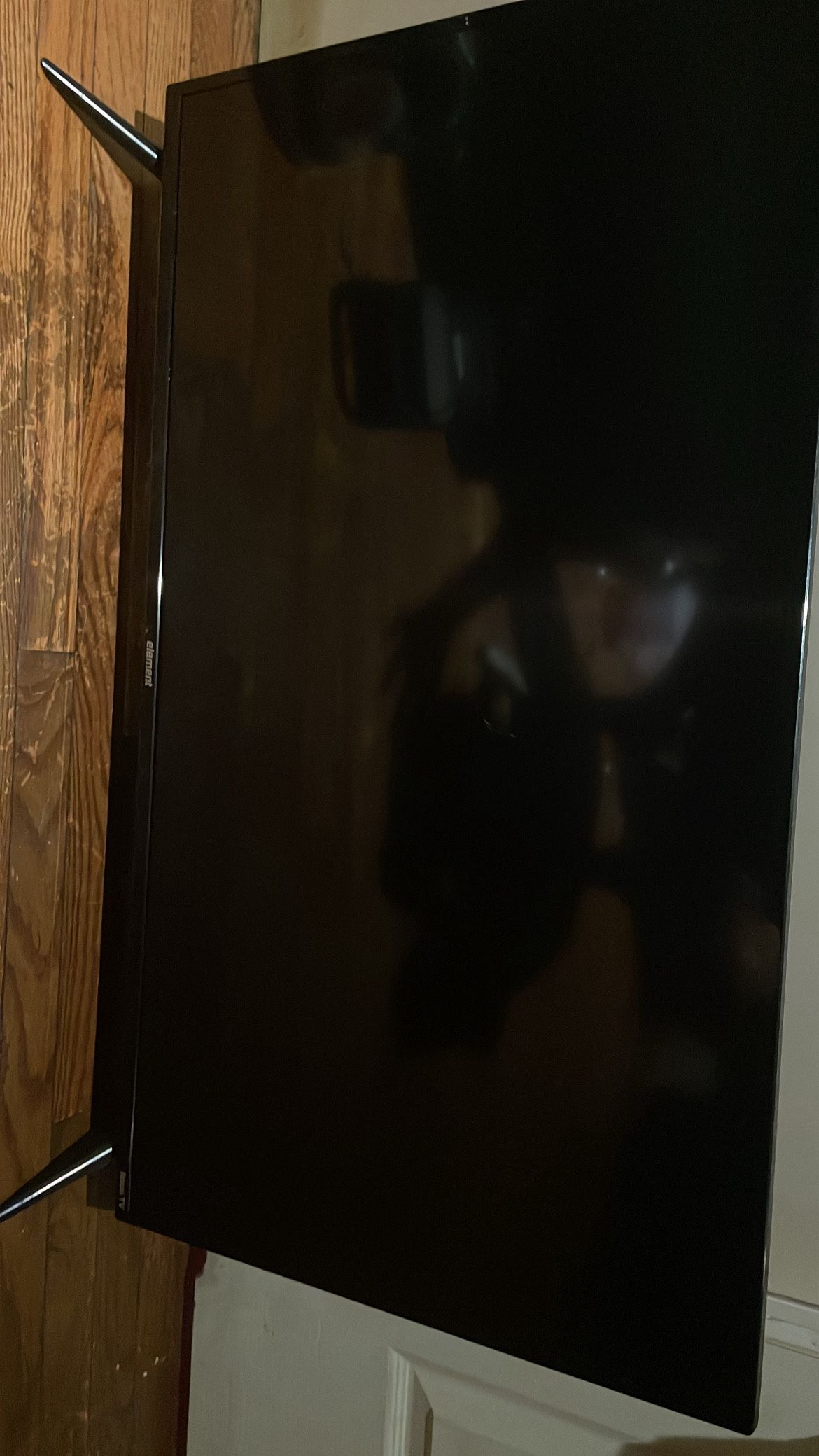 Element Tv 42”