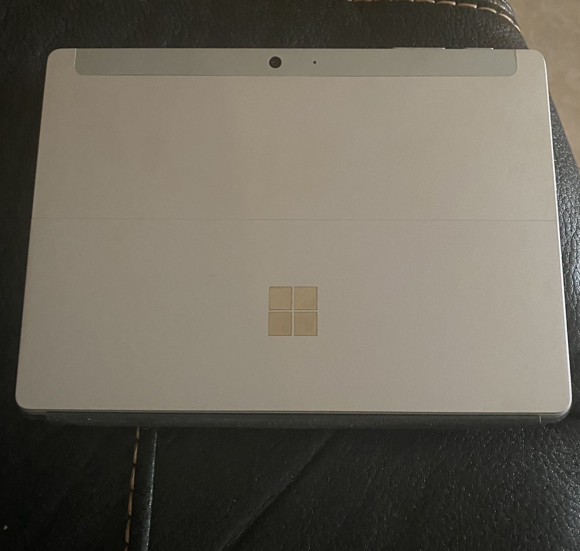 Surface Go 3 Cellular