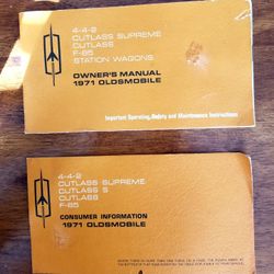 1971 Oldsmobile Factory Issued Glove Box Owners Manuals 