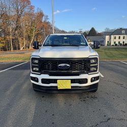 2023 Ford F-350 Super Duty Crewcab