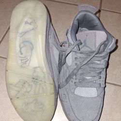 Air Jordan 4 Retro Kaws Cool Grey