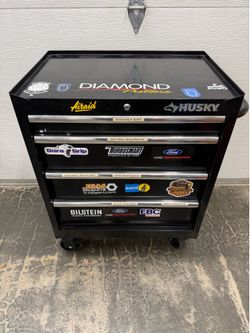 Husky tool chest