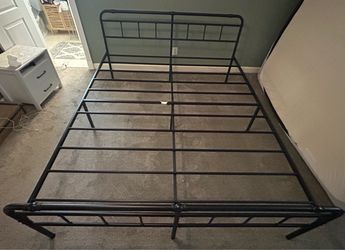 California King Metal Bedframe